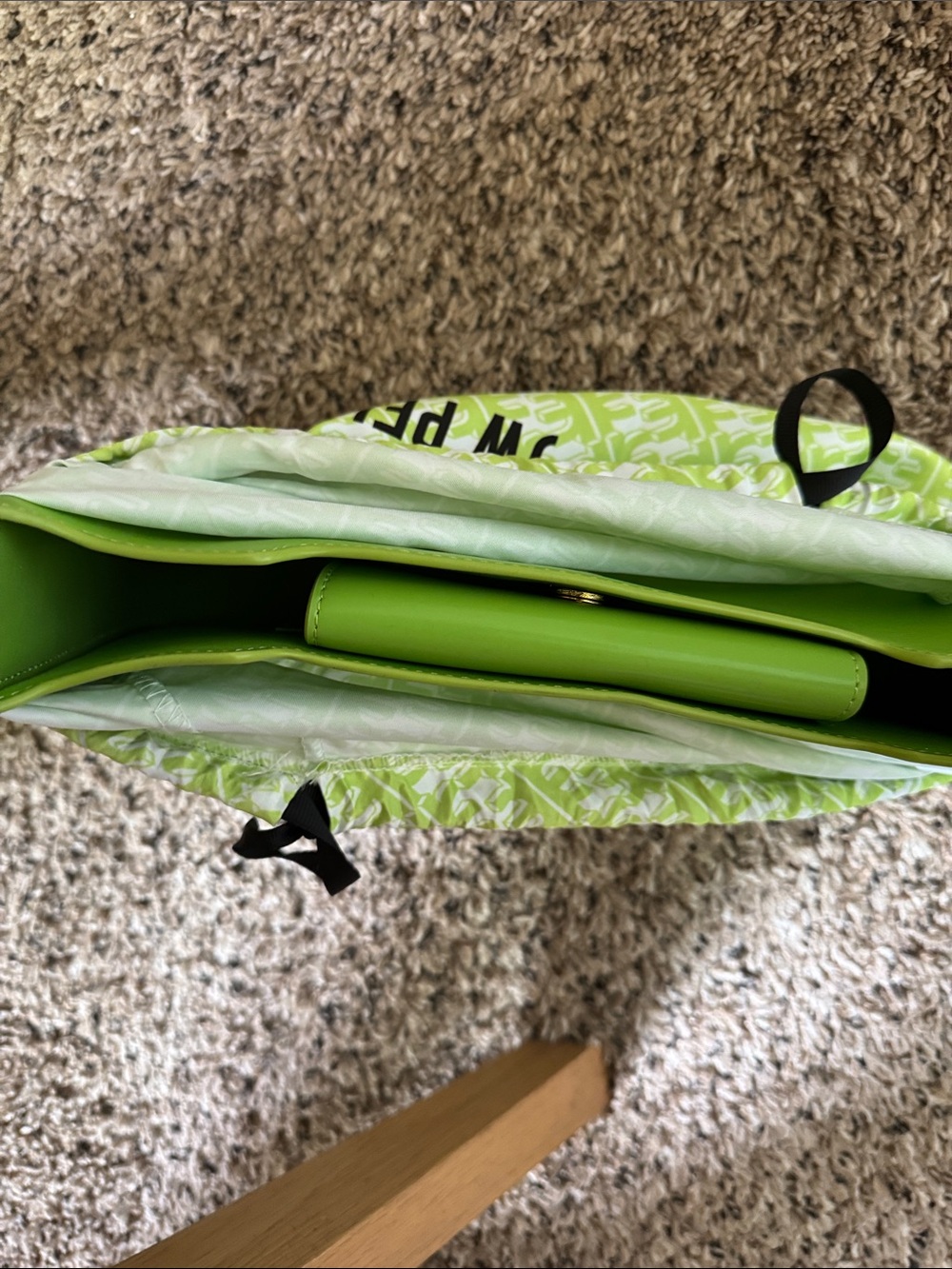 JW PEI Bright Lime Green Shoulder Bag - Picture 4 of 4